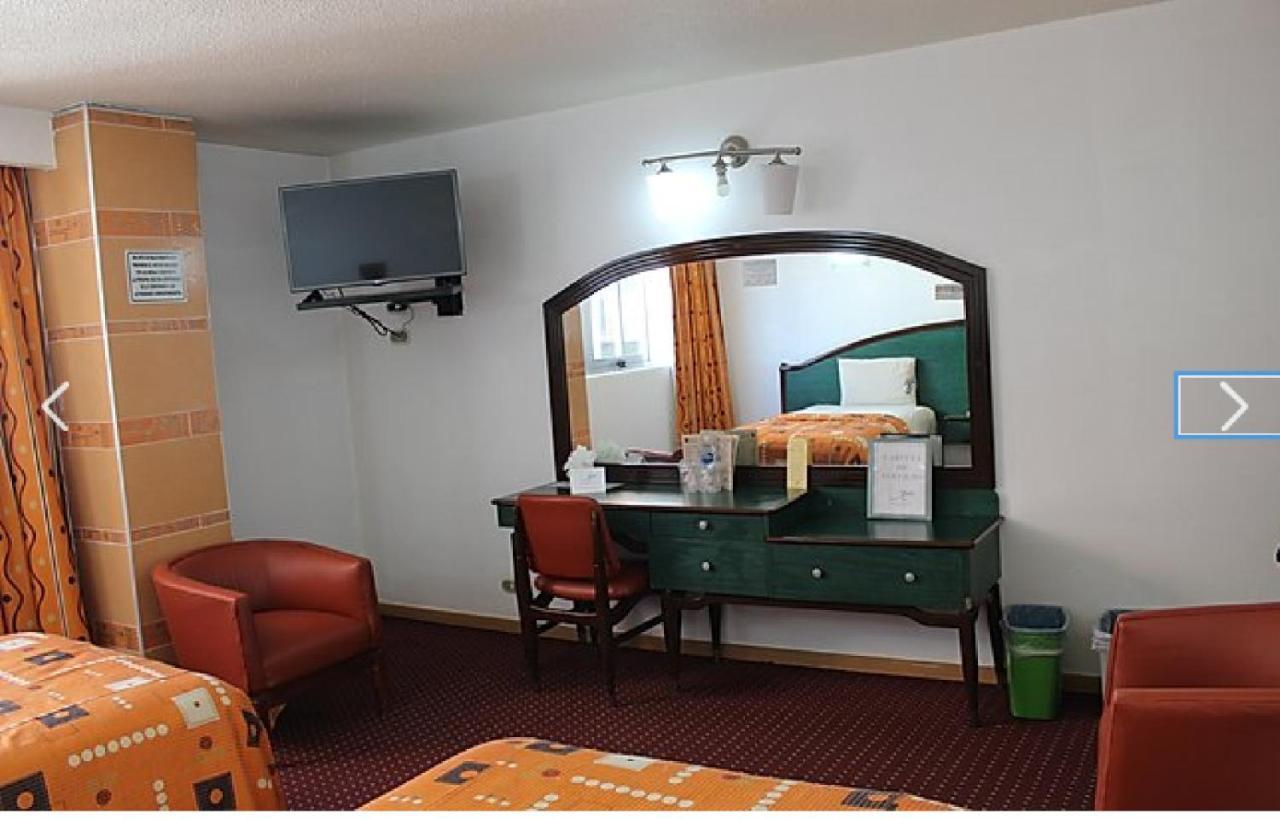 Hotel California เม็กซิโกซิตี้ ภายนอก รูปภาพ